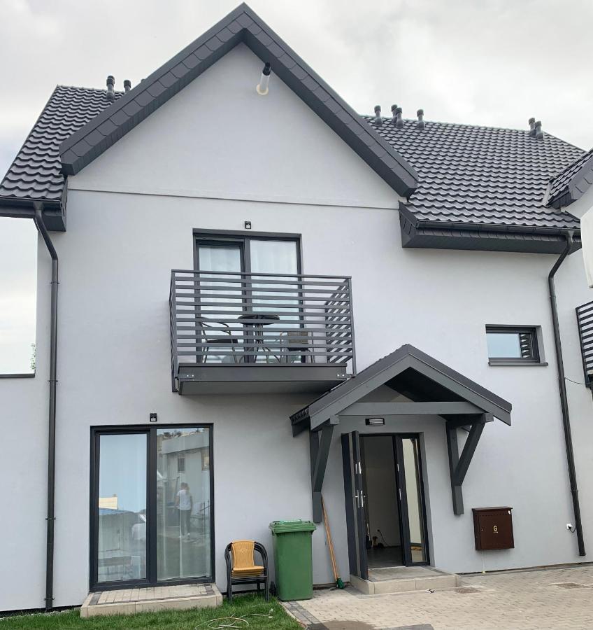 Pokoje Goscinne U Elzbiety Treptower Deep Exterior foto